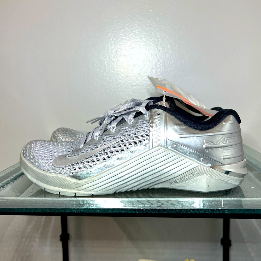 Nike Chrome/Silver sneakers